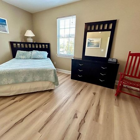 Blue Dolphin Home Myrtle Beach Extérieur photo